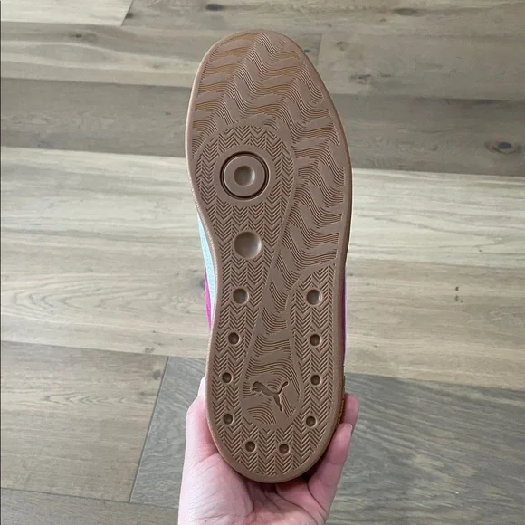 Puma Club II Trainers Sneakers Women’s Size 10 Berry/White/Gold NEW! - Picture 15 of 15